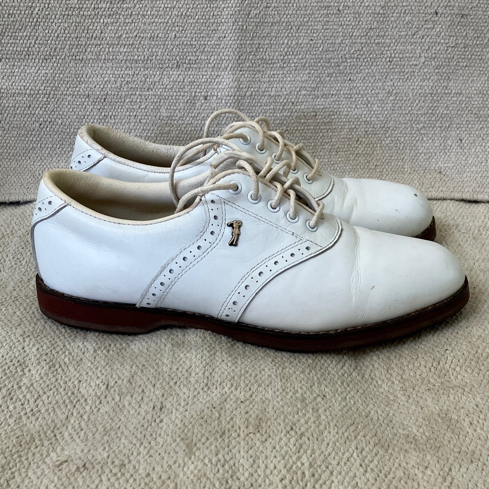 Classic Women's White Golf Athletic Shoes